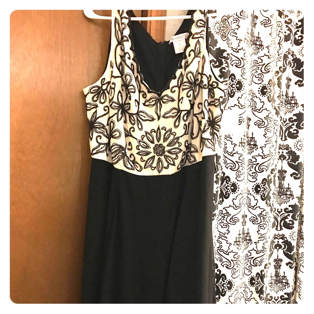 Sz22w Romans Beaded evening gown